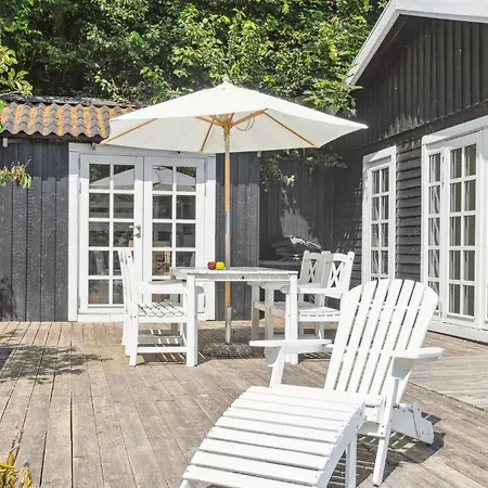 Feriehus Stunning In With Kitchen *